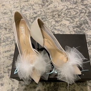 Betsey Johnson Susan Ivory bridal line size 7.5
